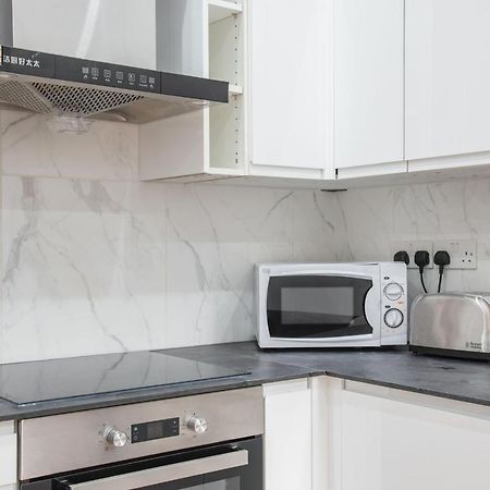Apartament Comfortable Flat In Hammersmith Londyn Zewnętrze zdjęcie
